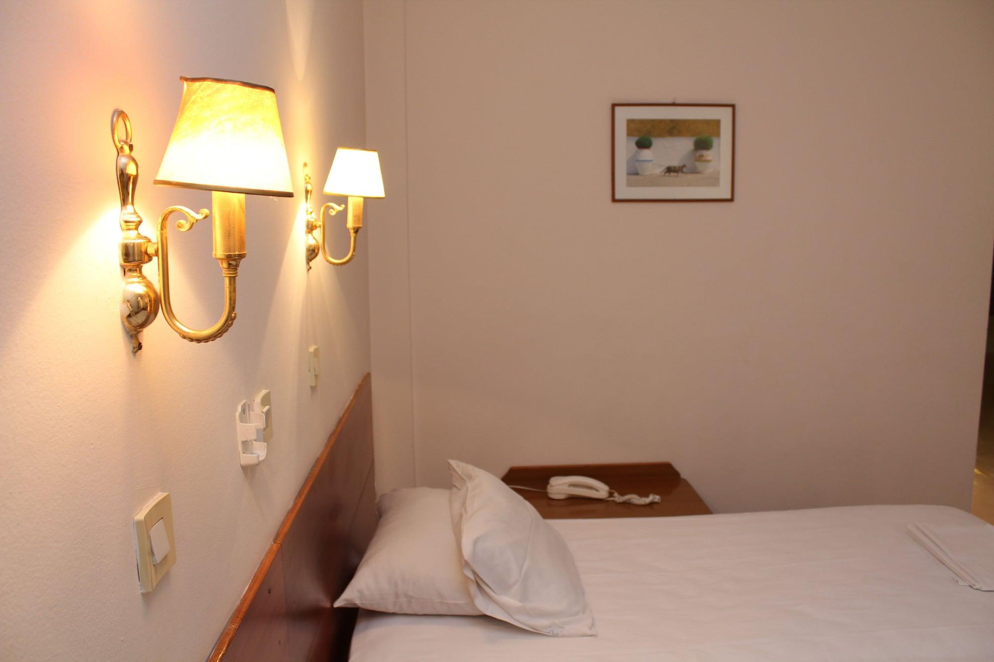 Nefeli Hotel Афины Экстерьер фото