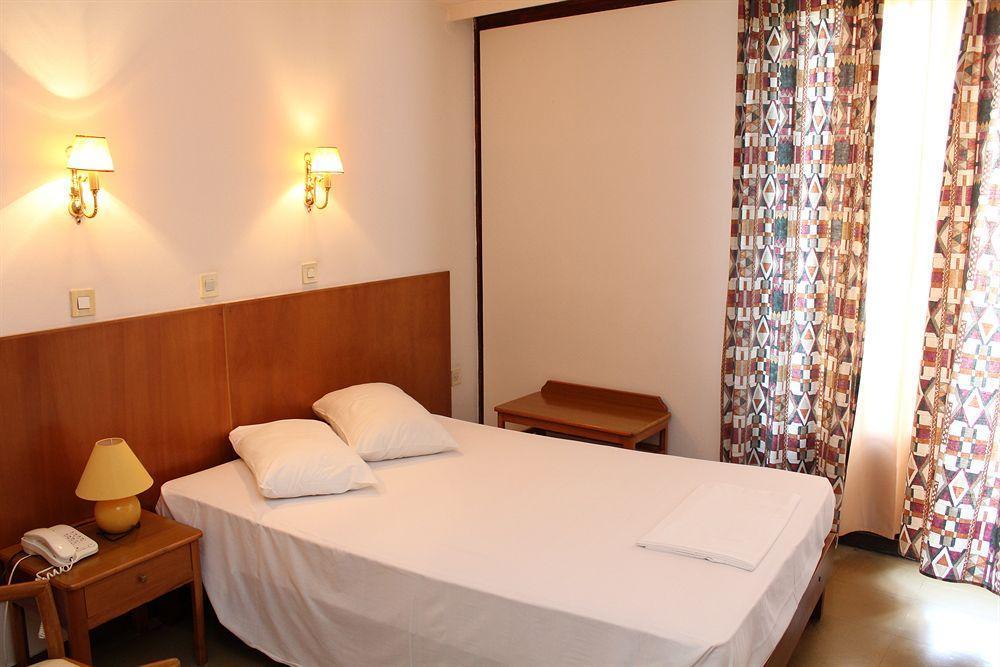 Nefeli Hotel Афины Экстерьер фото