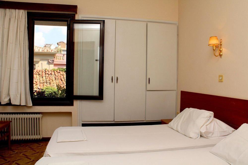 Nefeli Hotel Афины Экстерьер фото