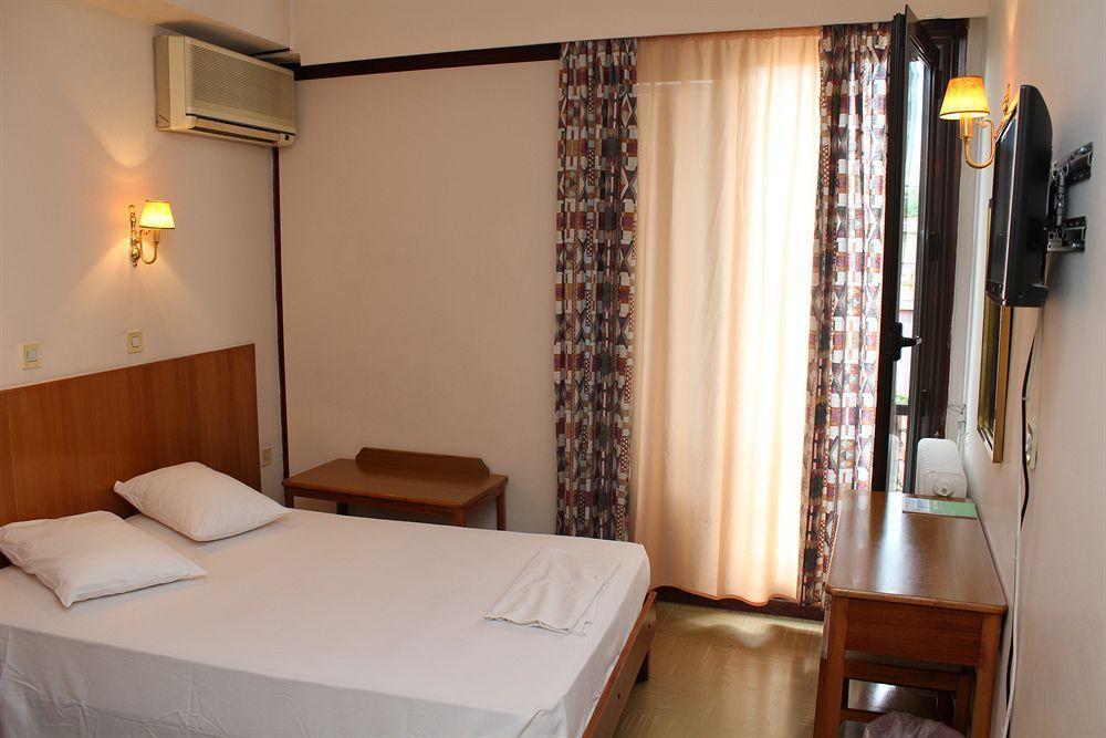 Nefeli Hotel Афины Экстерьер фото