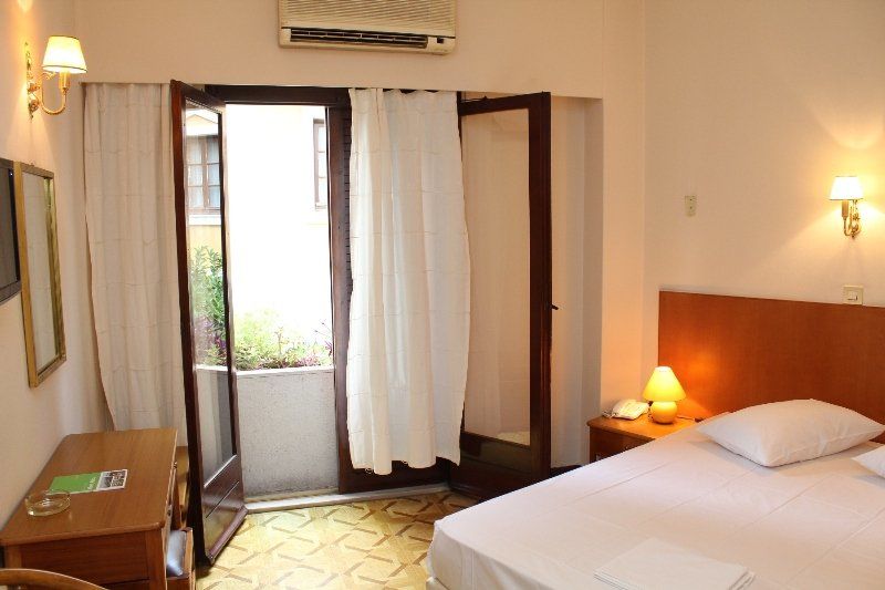 Nefeli Hotel Афины Экстерьер фото